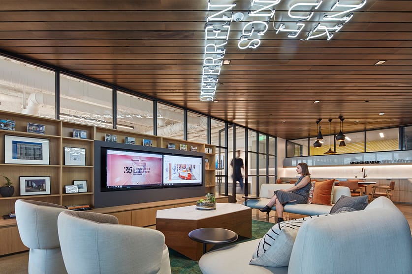 IA's Irvine CA office space at Intersect