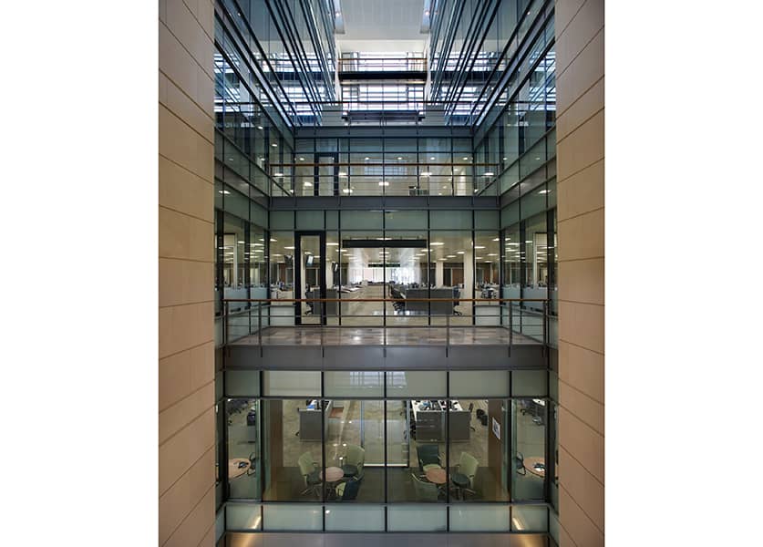 Merrill Lynch in London. Photo © IA Interior Architects. 