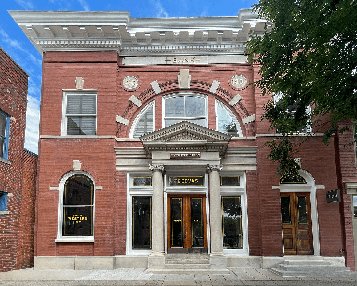 Tecovas Franklin flagship store interior