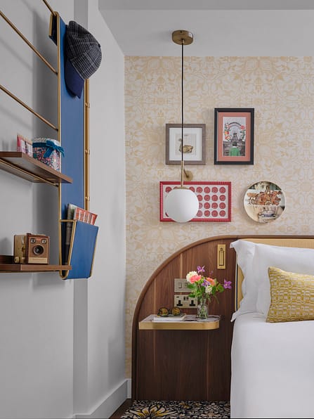 08ANCL_0001_000_N33_medium