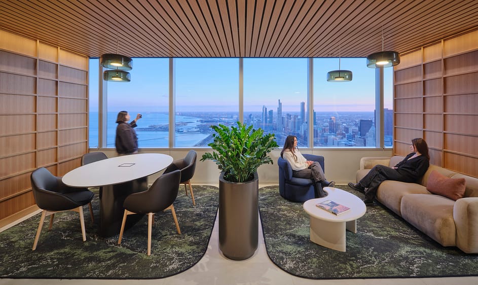 Lounge Views_Chicago